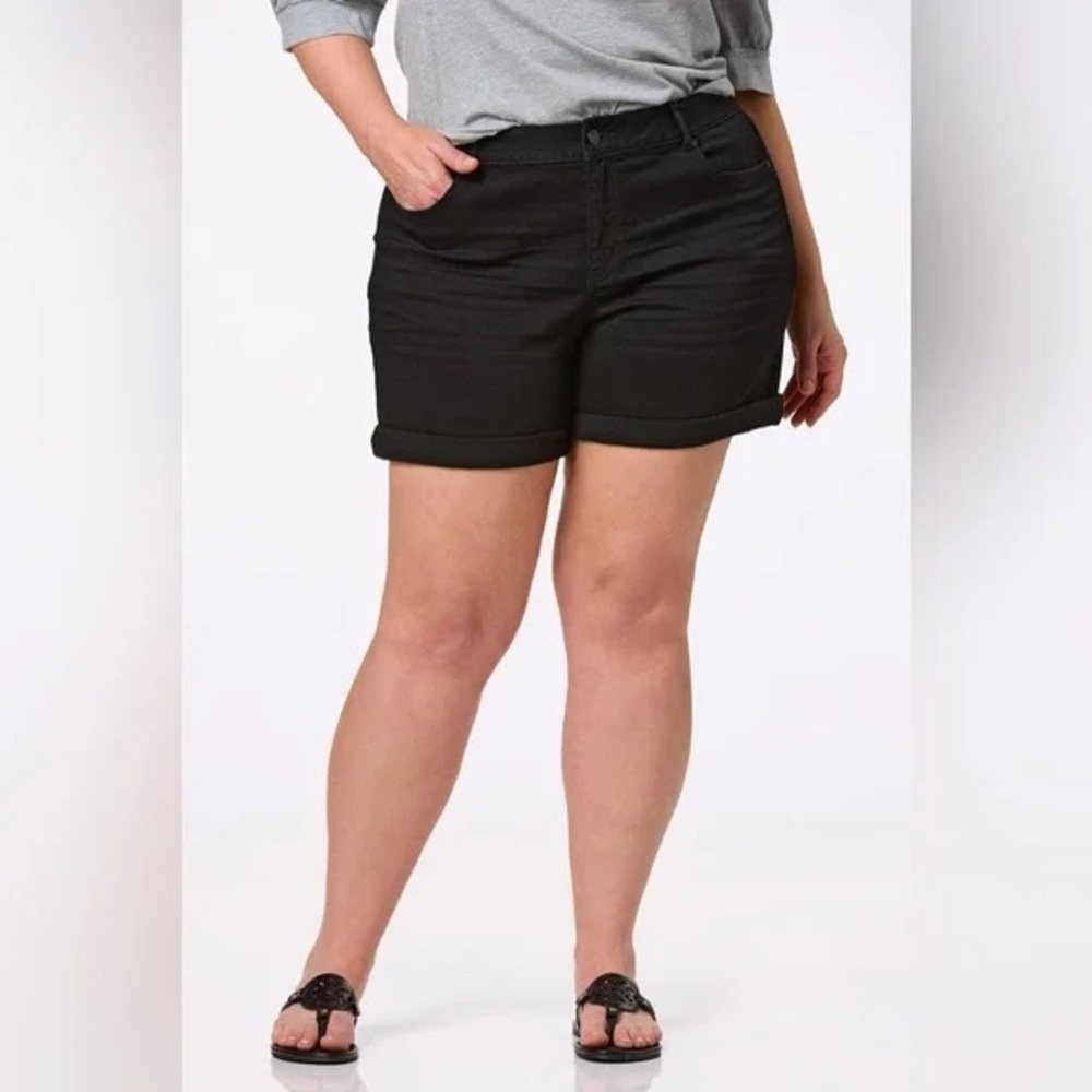 Cato | PLUS SIZE BLACK CUFFED DENIM SHORTS Black 28W
